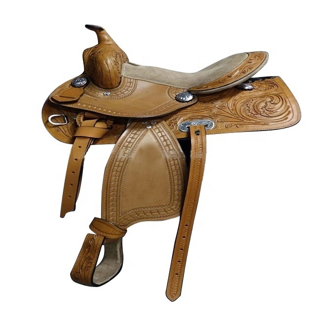 Horse western saddle with complete set.