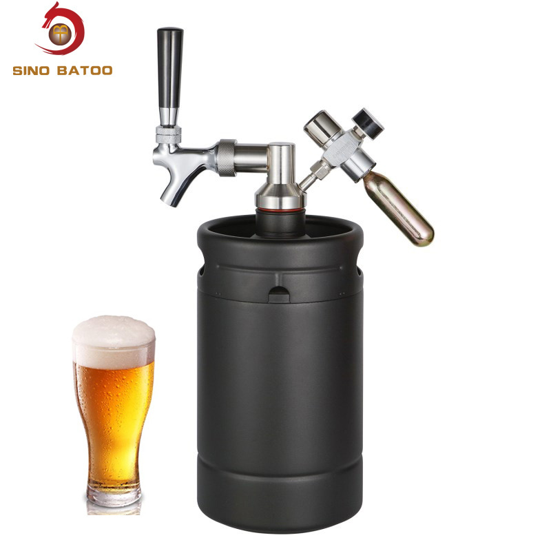 304 Stainless Steel Draft Beer Growler 5L/10L Mini Beer Keg Dispenser with CO2 Regulator