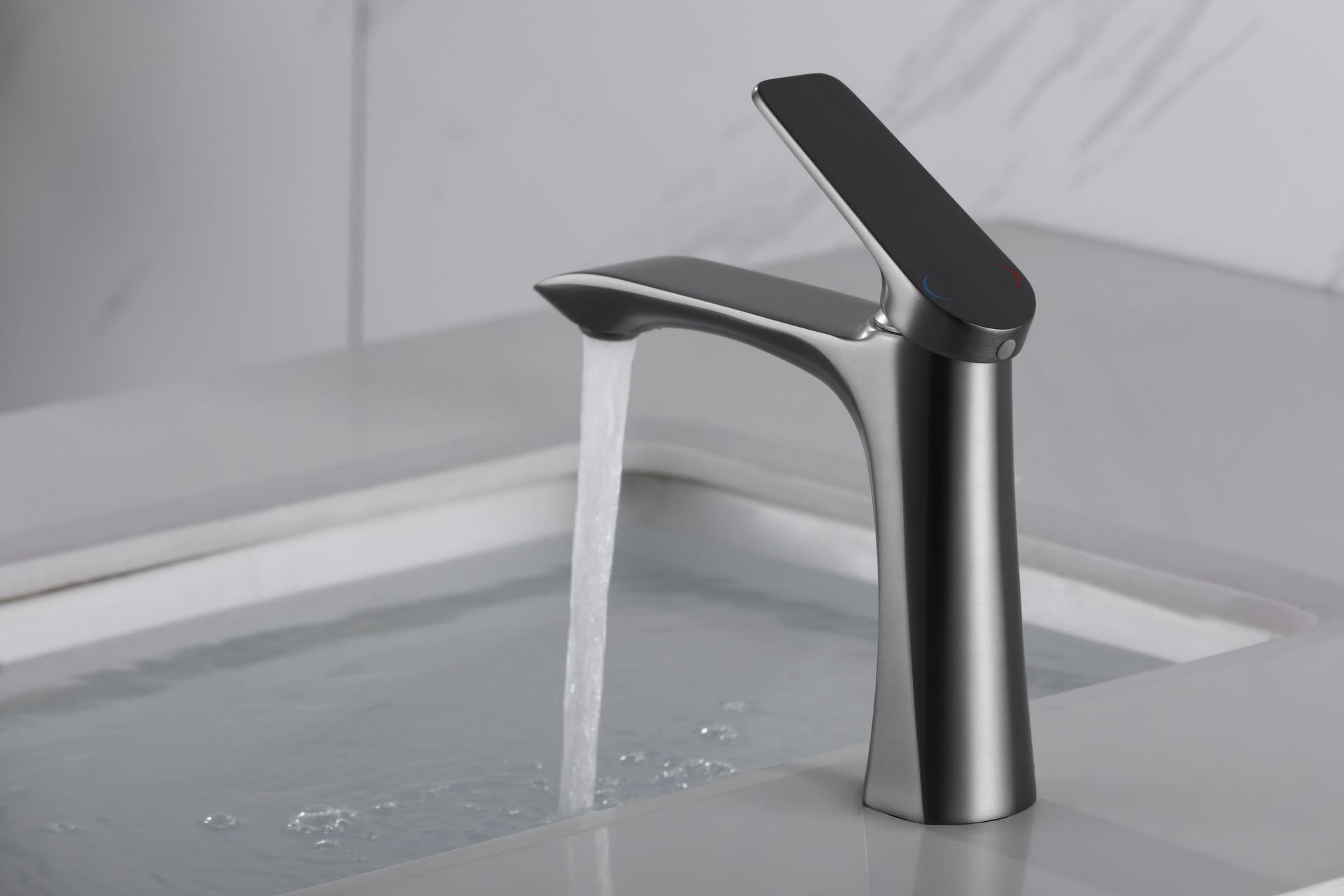 Homeshow Special Design Gun Metal Basin Faucet Single Handle Brass Luxury Bathroom Basin Stand Faucet