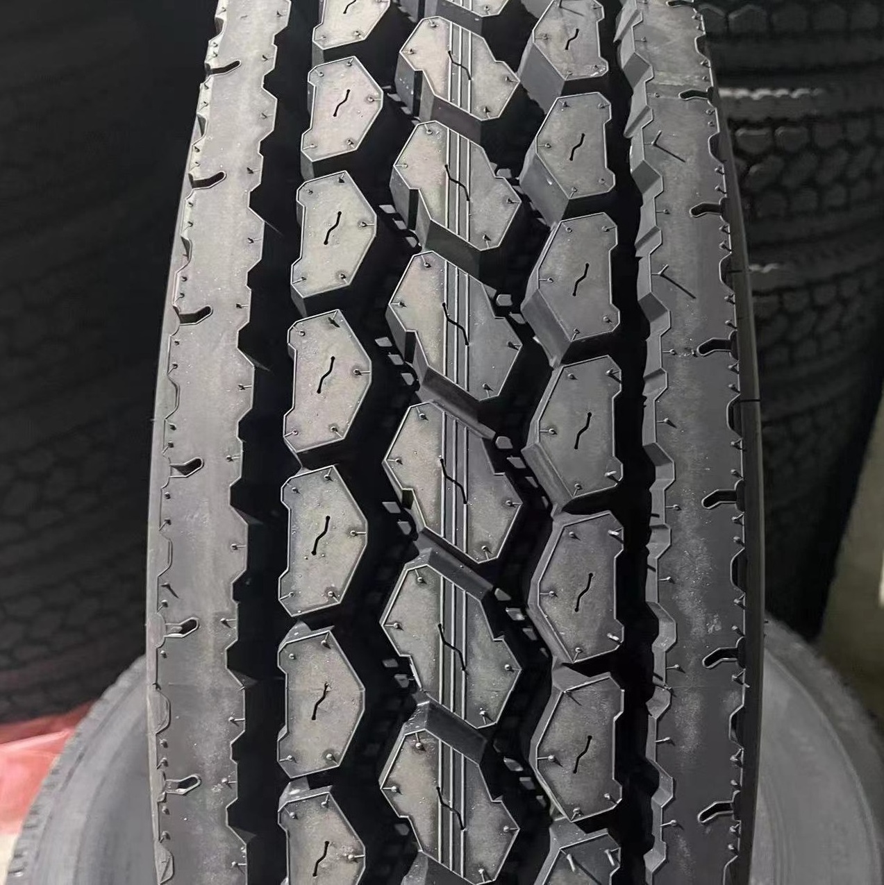 US DOT approved sami trucks tire 295.75.22.5 24.5 low pro truck tire 285 75r 24.5 295/75r22.5 commercial truck tire