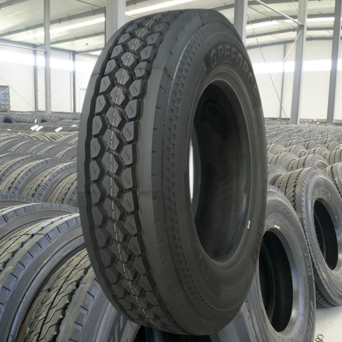 DOT approved truck tires 11r22.5 vietnam 295/75r22.5 commercial truck tires 16 ply closed shoulder drive tires 295 75r 22.5