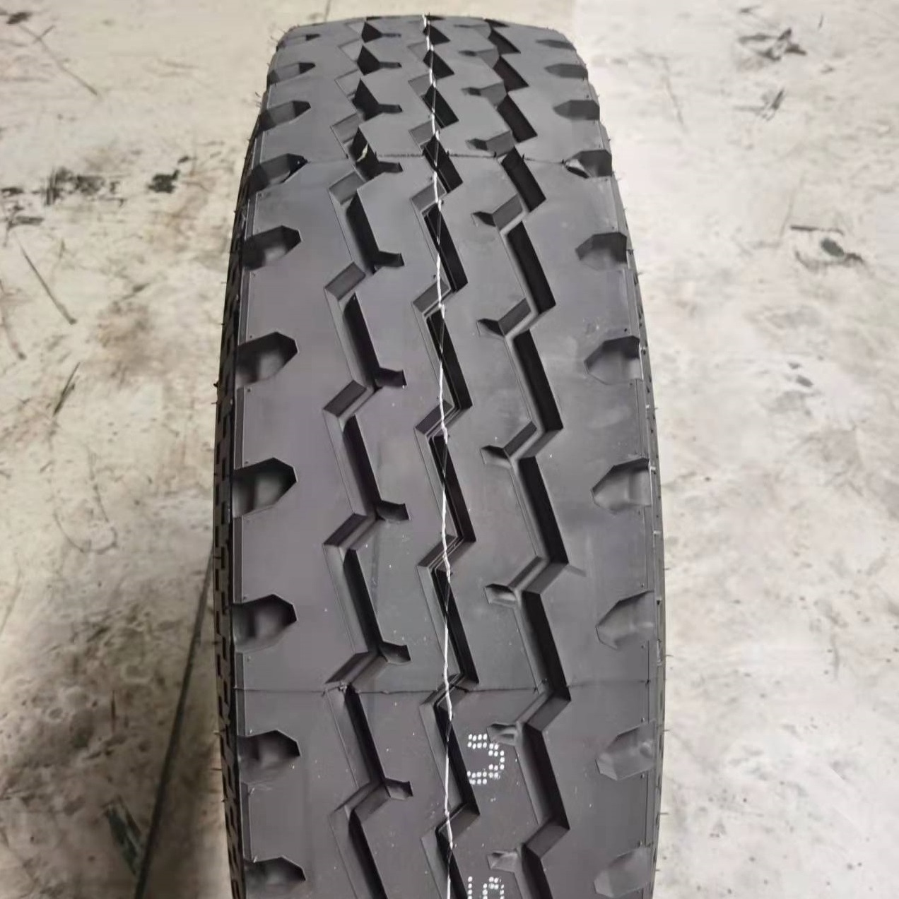 Container Load Truck Tyre 295/75r22.5  22.5 truck tires for sale dump truck tires