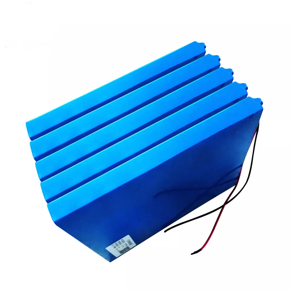 Slim customize 12v 24V 20ah 40Ah lithium ion 18650 lifepo4 rechargeable batterie 12v Li-ion Battery Pack for Solar street Lamp