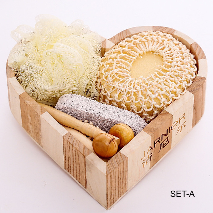 Promotional 6 Pieces Heart Shape Wooden Spa Set Box Bath Body Accessories Gift Set brush sponge