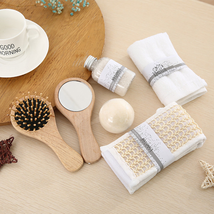 Custom Bath Shower SPA Kit Natural Gift Box Set Including towel sisal belt Wood Massage Hair brush bomb