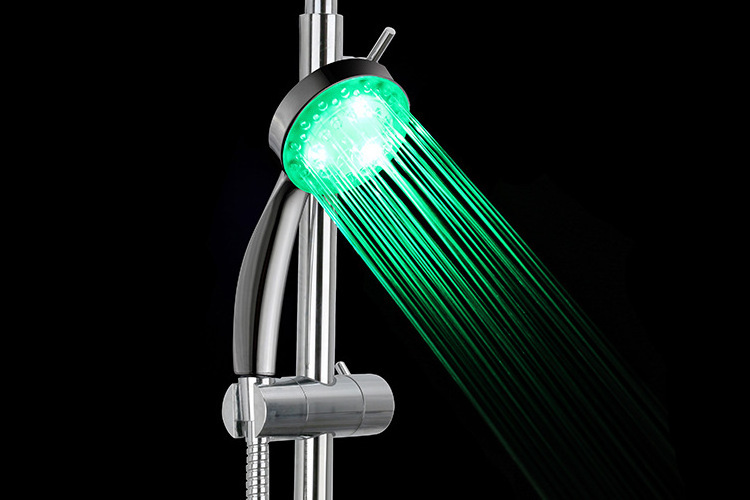 2018 Hot sell Bathroom Shower heads LED 7 Colors change light up Shower head