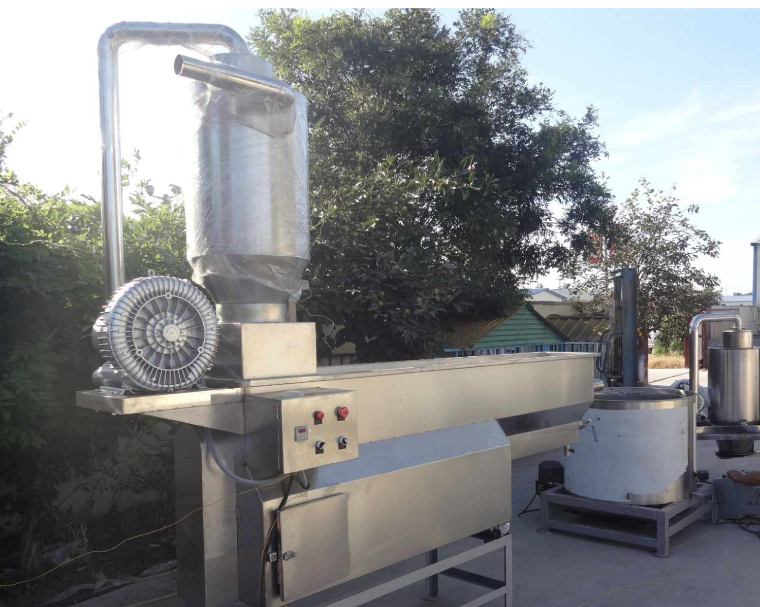 Sesame seed cleaning processing sesame washing machine