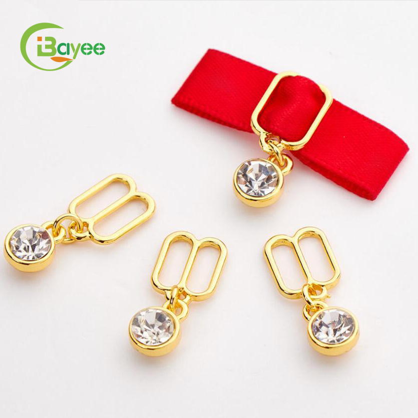 Wholesale Underwear Gold Plating Fancy Adjustable Metal Alloy Straps Pendant Inlay Diamond Shape Buckle Bra Hook For Swimwear