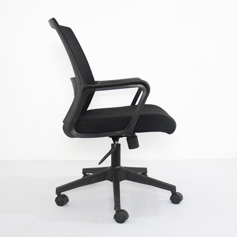 2023 Popular Cheap Price Nylon Base Wheels Staff Computer Chair Adjustable Mesh Office Chair on Sale