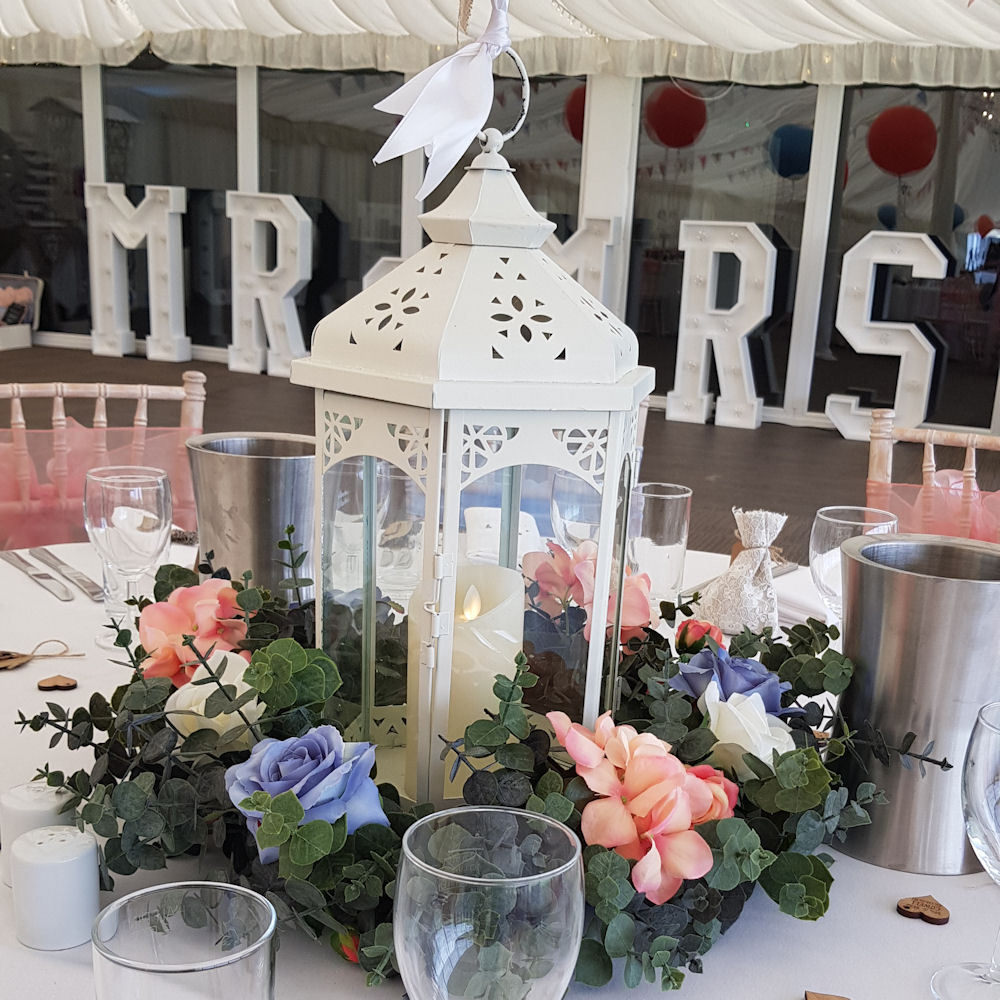 White Enamel Finished Tabletop decor Mini Metal Candle Lantern