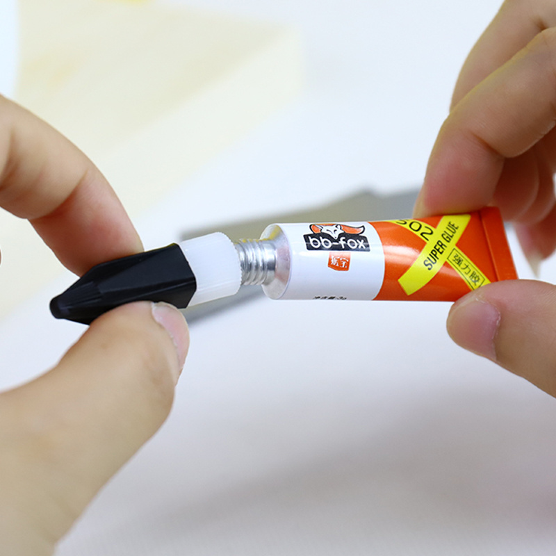 Top quality small super glue 502 for rubber super stick quick dry adhesive 3g