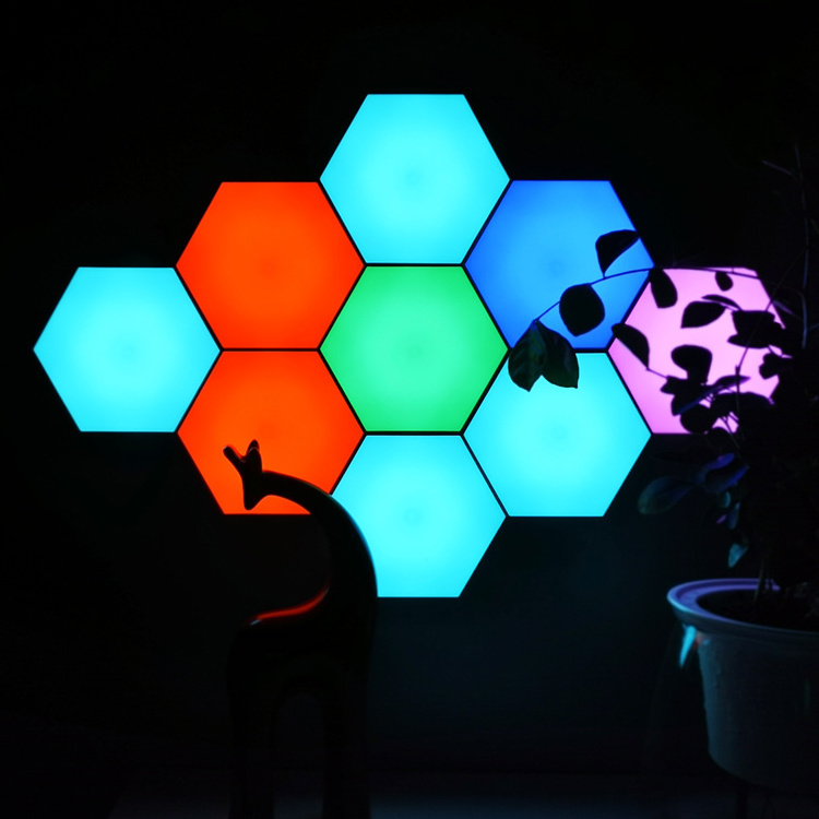 2020 new arrivals RGB Touch Sensitive Night Lamp Modular Quantum Honeycomb Wall Light Hexagon Modular Touch lights with Remote