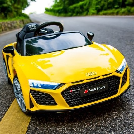 Factory Audi R8 Spyder Remote Control ride on car toys kids 12v licensed electric Kids Ride On Car