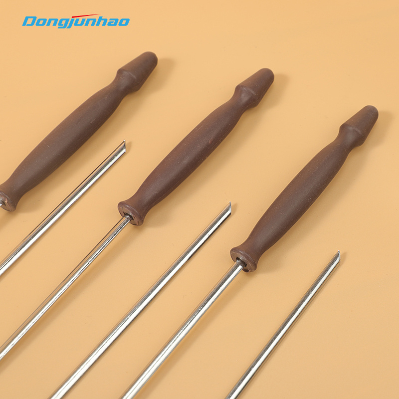 Campfire BBQ accessories 6pcs barbecue skewers long roasting sticks with plastic handle