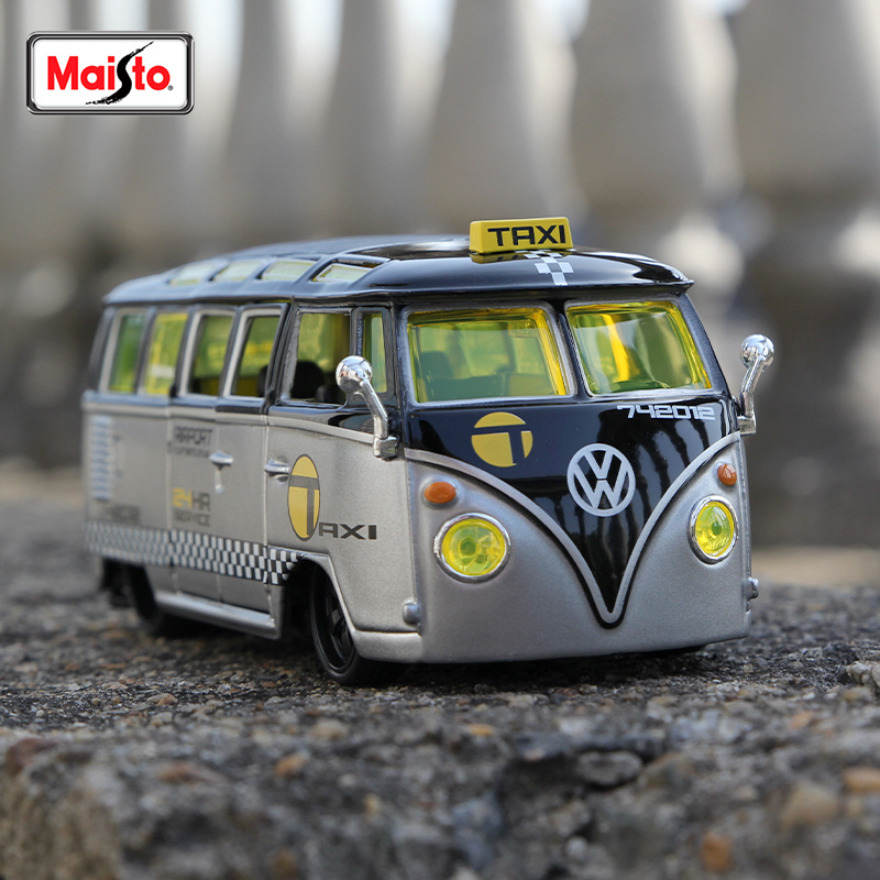 Maisto 1:24 Volkswagen bus VAN retro model Car Model simulation Diecasts Toy Vehicles Collectible Hobbies Static Die Cast Voitur