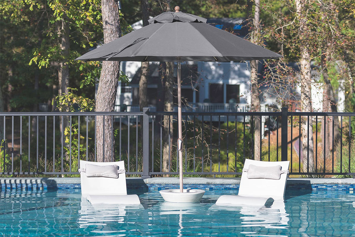 9 Ft Garden Patio Poolside Beach Parasol Sun Umbrella Outdoor Market Umbrella Outdoor Furniture Modern Pool Umbrella Carton Iro