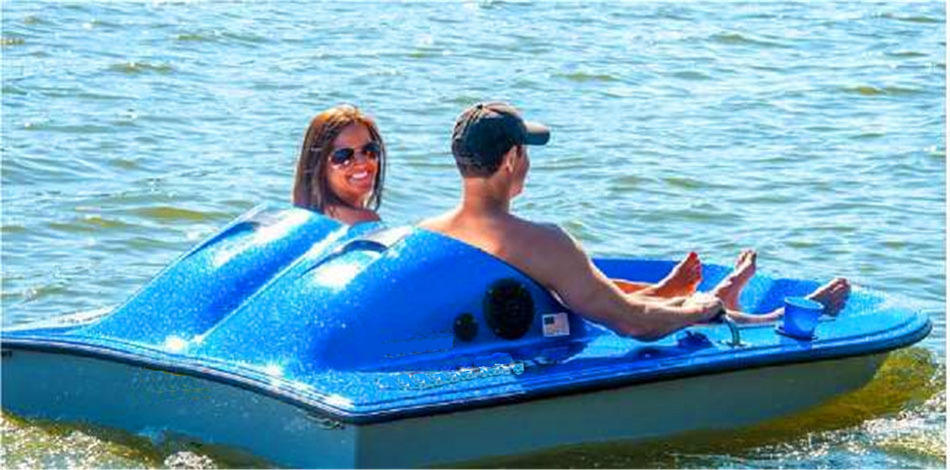 Factory hot sale two seats pedal boat good quality 2 person electric boat