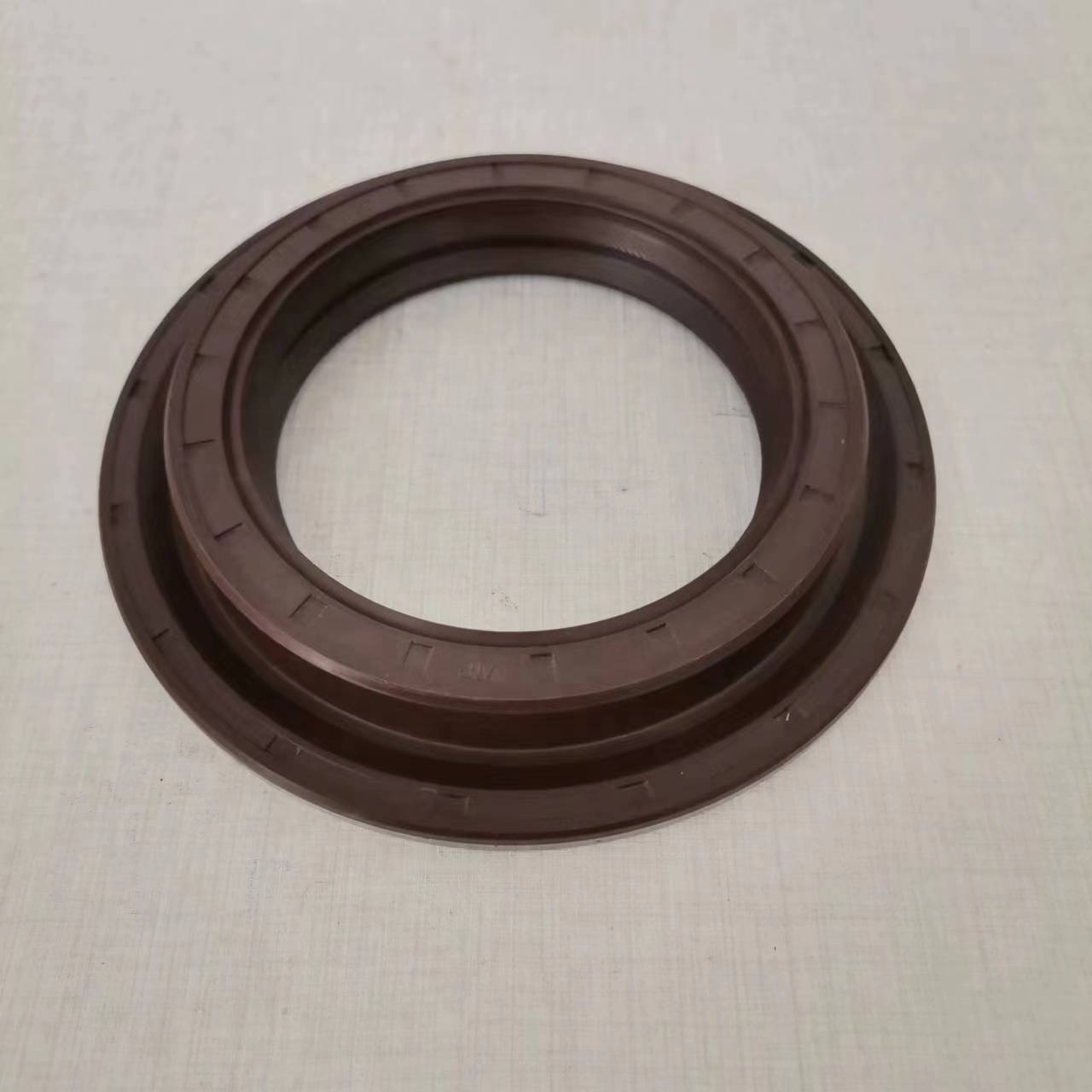 Front crankshaft oil seal 23518355 For S60 Detroit Diesel