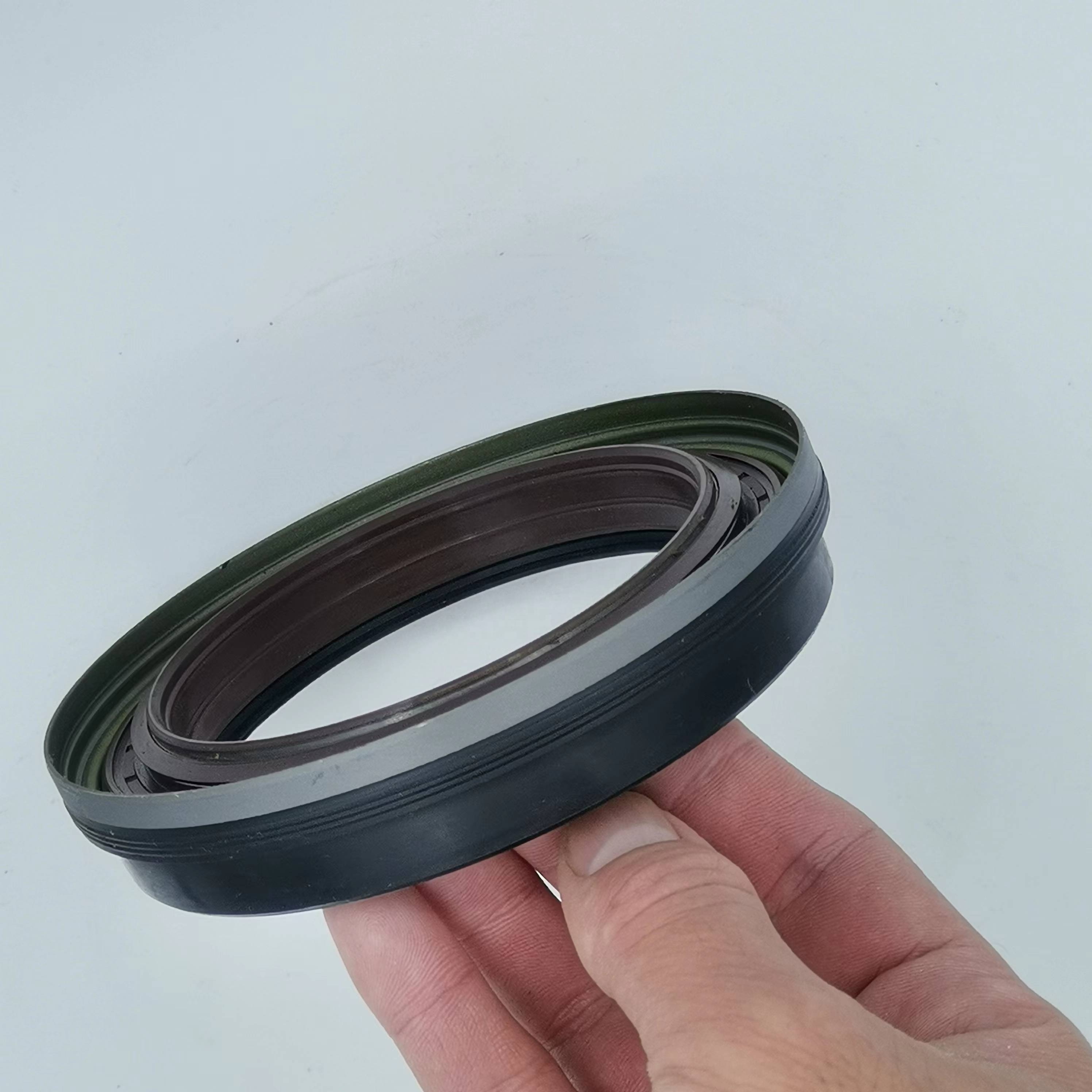 Hub Oil seal Cartridge Oil Seal Size 150*180*14.5/16mm OEM 12018035B for Kubota Agricultural machinery