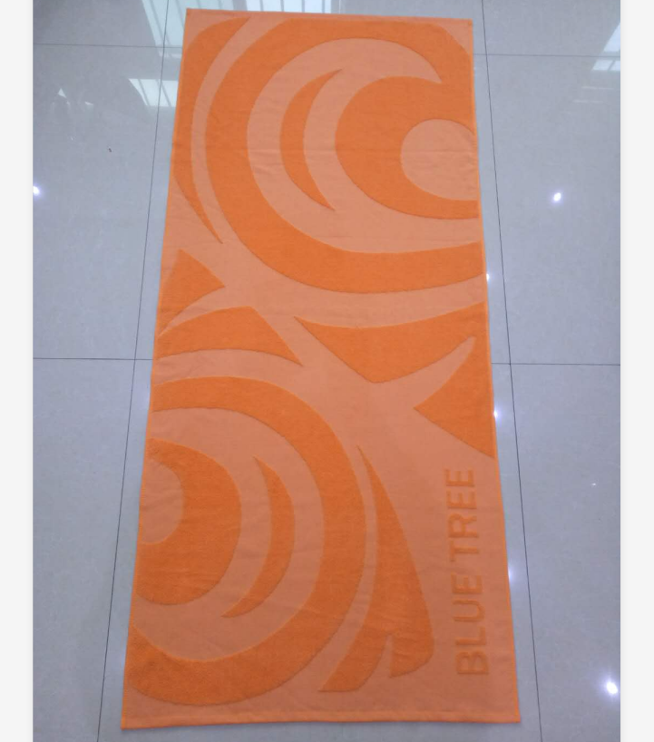 OEM custom luxury 100% cotton  embossment logo  design  beach towel