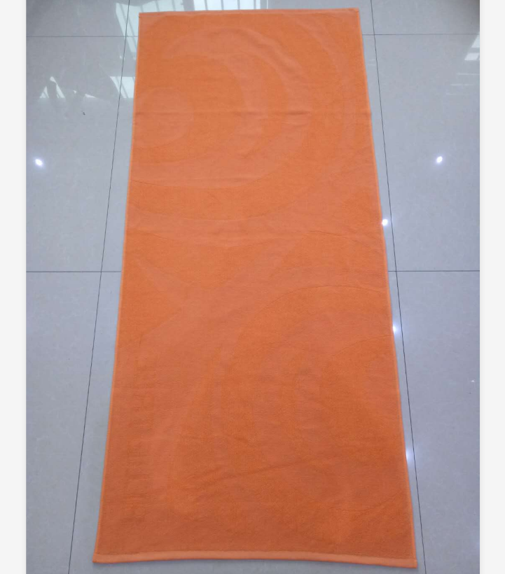 OEM custom luxury 100% cotton  embossment logo  design  beach towel