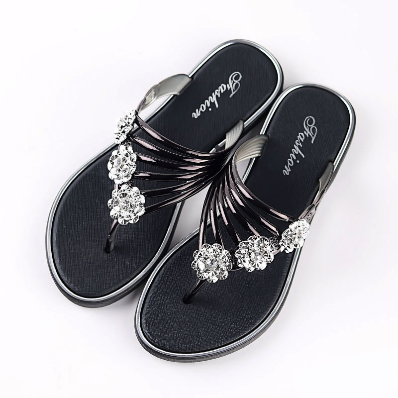 Women's slippers summer sandals flat bottom clip feet female shoes light casual flip-flops