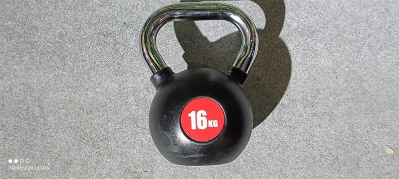 Hot sale Gym encapsulation with rubber Custom logo Black Rubber steel kettlebell