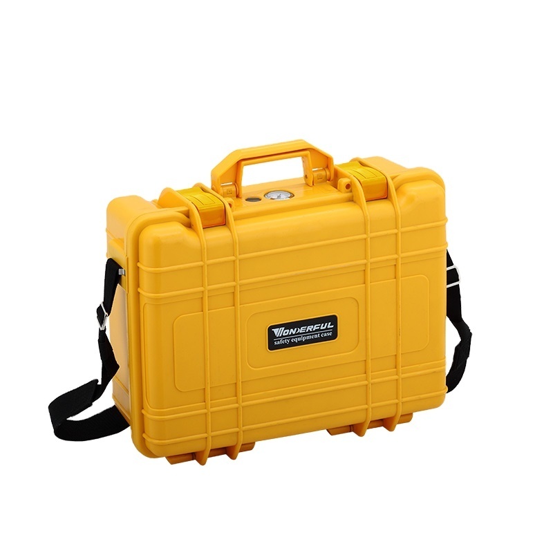 2024 Factory  IP67 Waterproof dustproof shockproof Rugged Pelican hard plastic case waterproof hard case with foam and handle