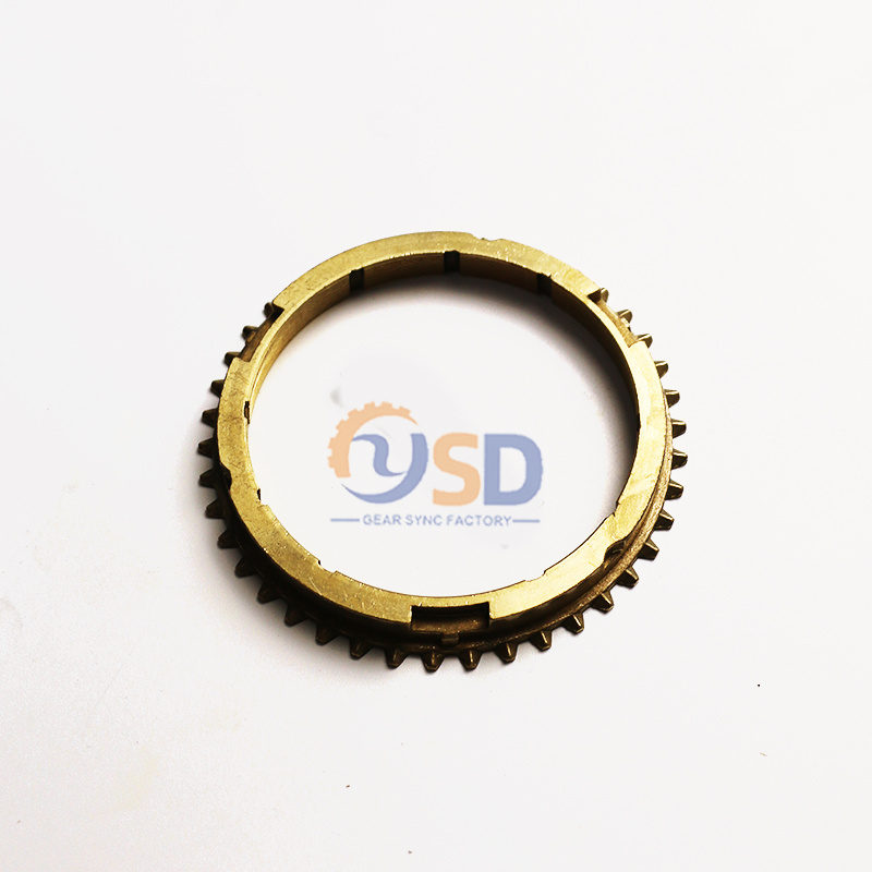 manufacture the other auto transmission system TL4 Gearbox Genuine 5th / 6th Gear Synchro Ring (Fits Nissan)