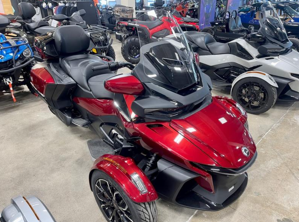 COOL SEASON DEAL 2022 Can-Am Spyder RT Limited Chrome Wheels - Ready to ship Markets