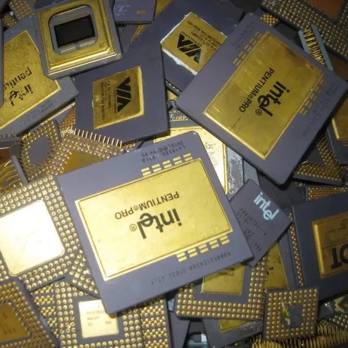 Intels Pentium Pro Ceramic CPU, AMD 386 486 CPU CERAMIC PROCESSOR scrap for gold pins recovery