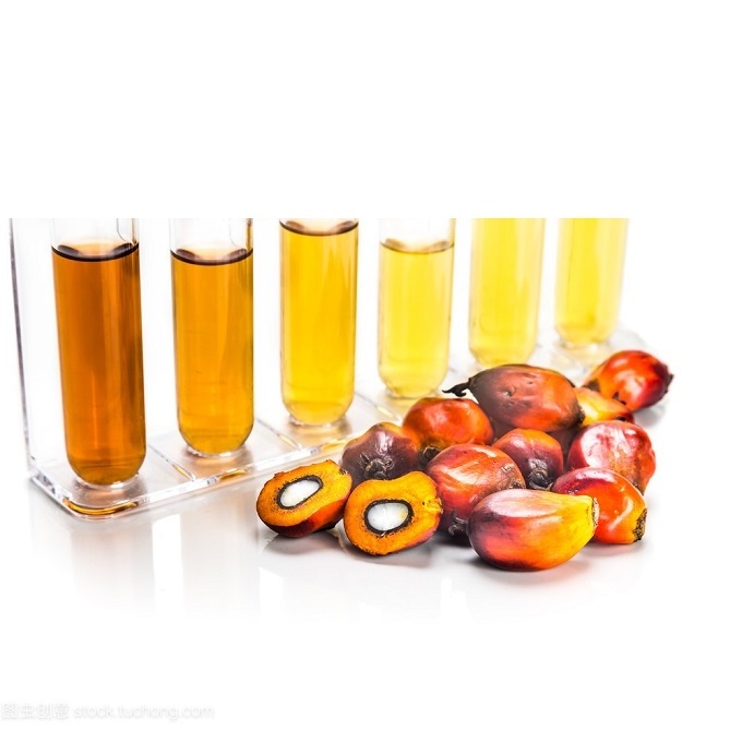 We Sell Palm Oil including Palm Kernel oil/We Ship Products in 1L -20L, PET bottles, 150L Jerry Can & Flexi-Tanks.