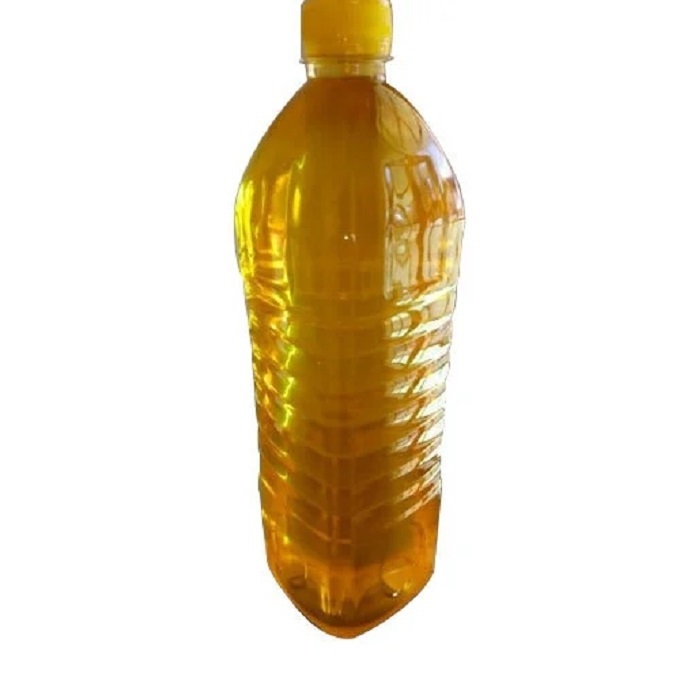 We Sell Palm Oil including Palm Kernel oil/We Ship Products in 1L -20L, PET bottles, 150L Jerry Can & Flexi-Tanks.