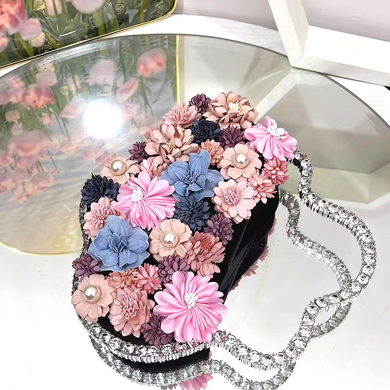 2024 Spring Luxury Sac A Main Femm Sac Handcrafted Flower Clutch Evening Bags Embellished with 3D Flowers Rhinestones Purses