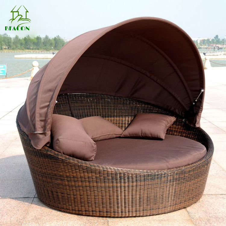 PE rattan outdoor round beach chaise sun lounge sofa chair day bed outdoor sunbed with canopy