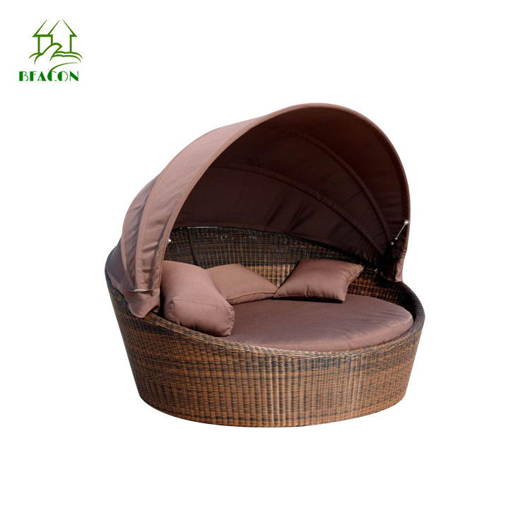 PE rattan outdoor round beach chaise sun lounge sofa chair day bed outdoor sunbed with canopy