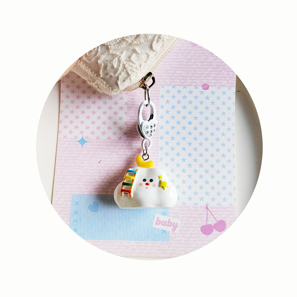 Cute Cloud Keychain for Women Resin Keychain Car Keys Accessories Design Kawaii Keyring Handbag Bag Pendant Key Chains