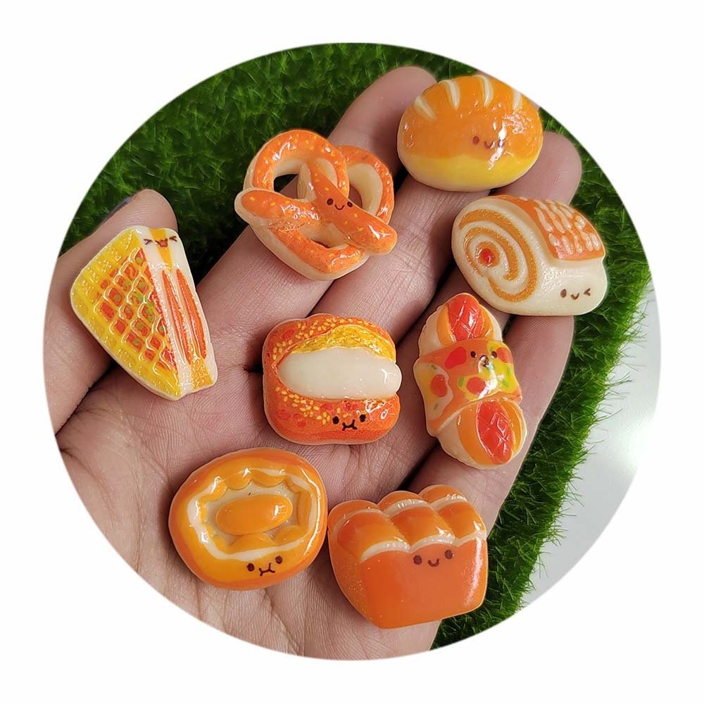 Bulk 100Pcs/Lot Kawaii Cartoon Bread Slime Charms Miniature Doll House Food Theme Embellishments For Crafts Hair Clips Decor