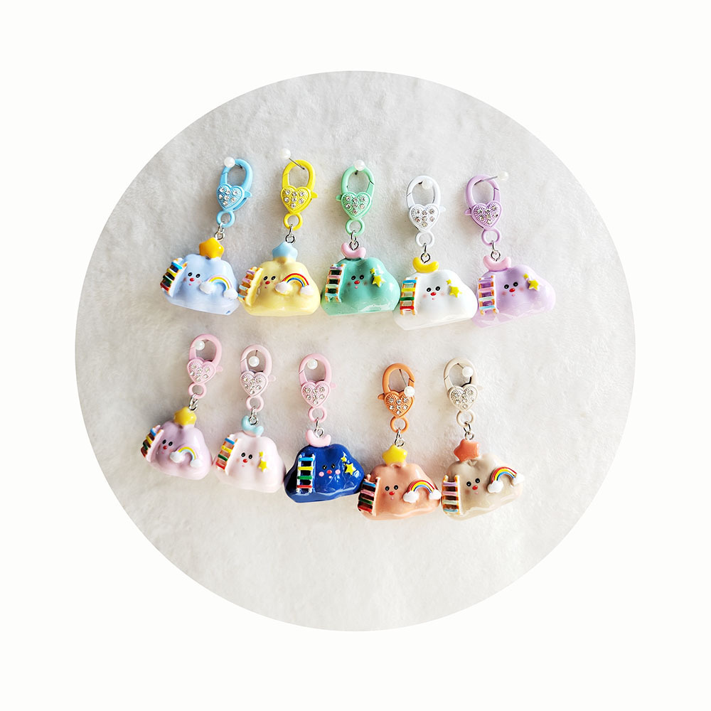 Cute Cloud Keychain for Women Resin Keychain Car Keys Accessories Design Kawaii Keyring Handbag Bag Pendant Key Chains