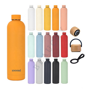 Portable 32 oz 1L Stainless Steel Bottle Double Wall Insulated Vacuum Flask Matte Rubber Coated Metal Water Bottle for Sports