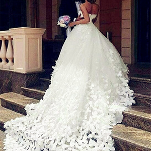 Brand  Gorgeous Custom Ma Wedding Dress Sweetheart Tulle Cathedral Train Bridal Dress 3D Floral Appliques Butterfly Bridal gown