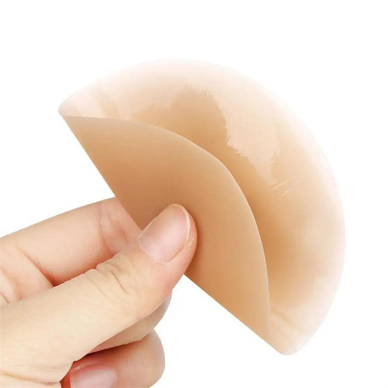 Hot Sexi Boobs Nipple Cover - Sticky Adhesive Silicone Nipple Pasties - Reusable Pasty Nipple Covers for Women with Travel Box