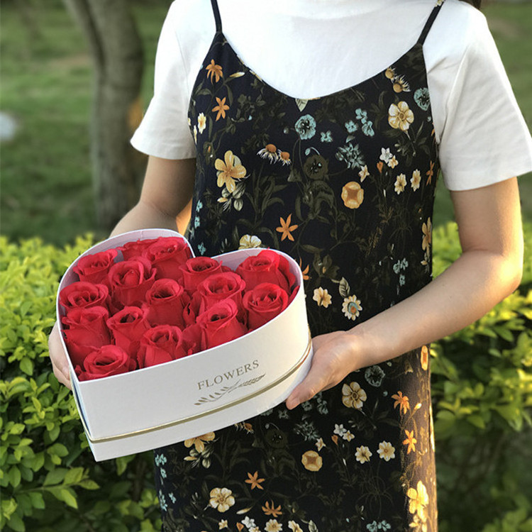 Factory wholesale heart shape wedding rose flower boxes