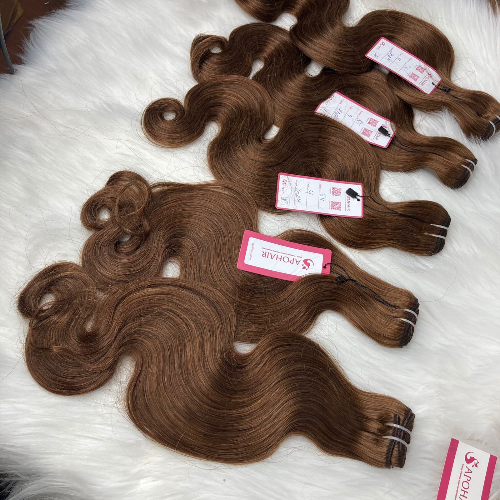 Factory Price Dark Brown Machine Weft Hair 20 Inch Human Hair Extensions Water Wavy Hair Weft Sewing Machine