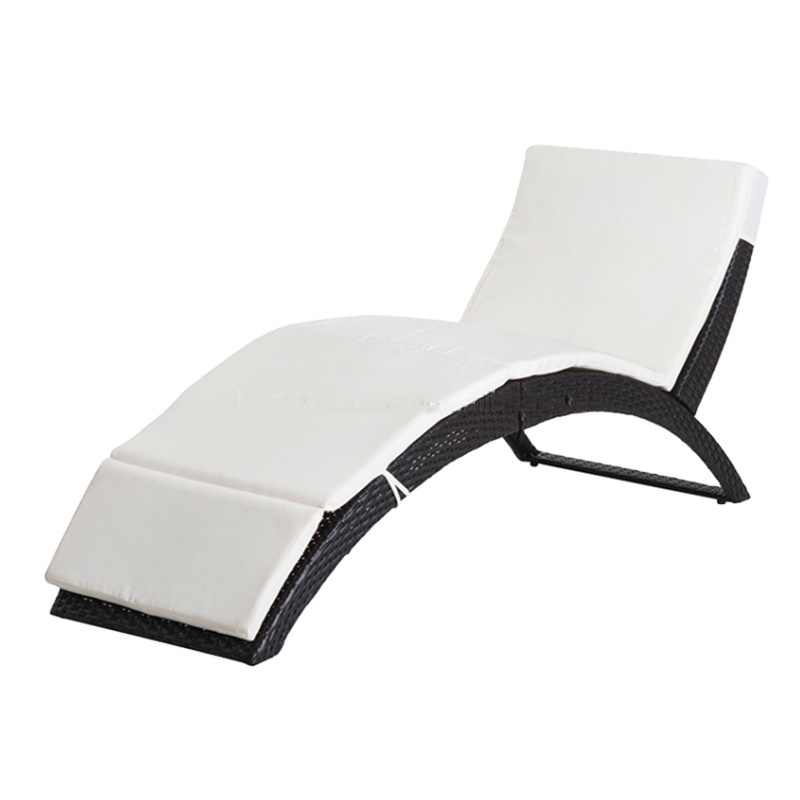 Outdoor Swimming Pool Chair Sun Lounger Rattan Beach Sun Lounger