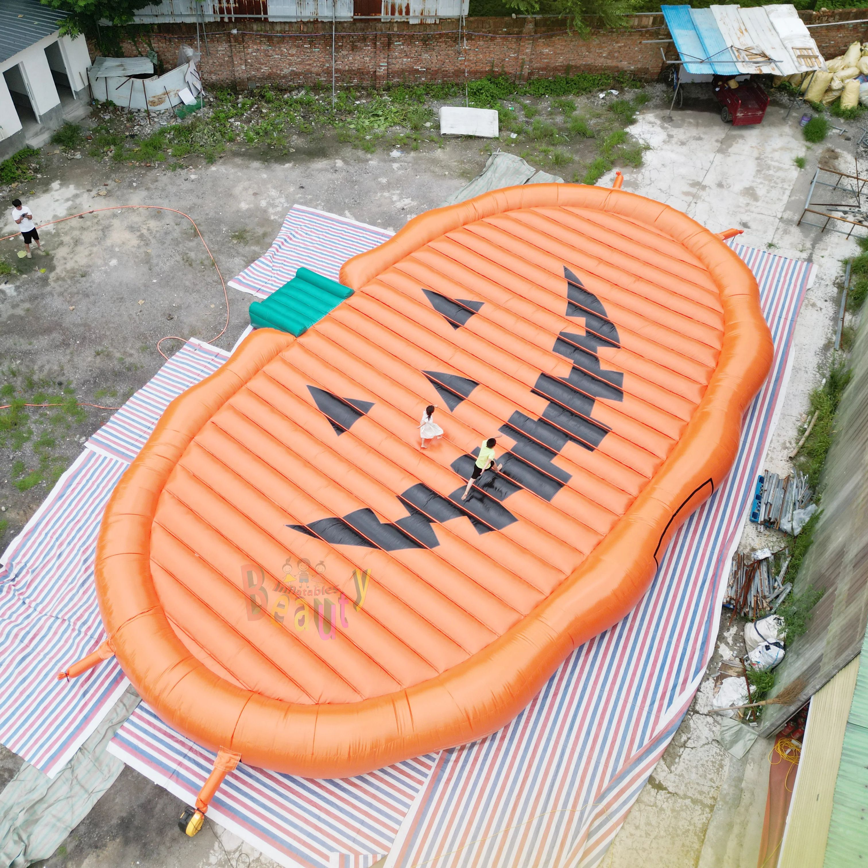 Large Inflatable Halloween Pumpkin Jump Pad for Adults and Kids Inflatable Jumping Pillow Trampoline