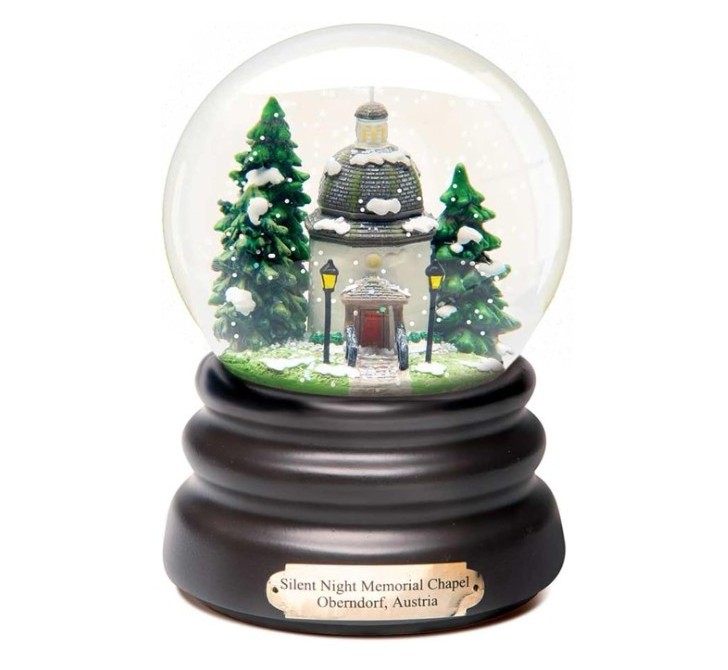 Musical Snowglobe  Plays Silent Night