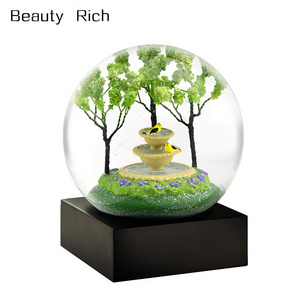 Resin   Goldfinch Fountain Snow Globe