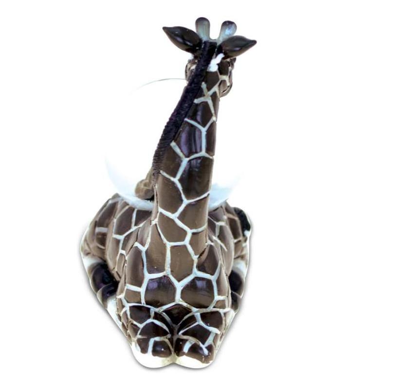 Giraffe Snow Globe - Wildlife Animal Water Globe Figurine with Sparkling Glitter, Zoo Collectible Novelty Ornament