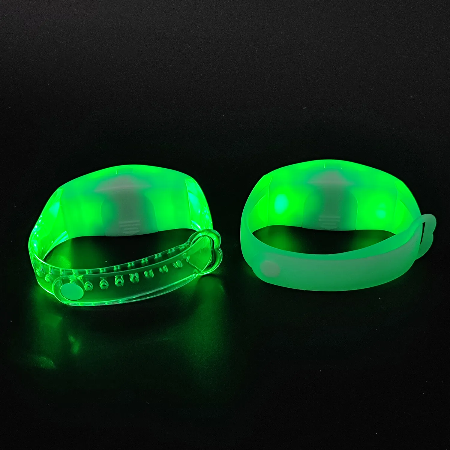 New 433mhz DMX Remote Controlled RGB LED Bracelet Festival Flashlight Led Wristband  WF Controller LED Bracelet For Event